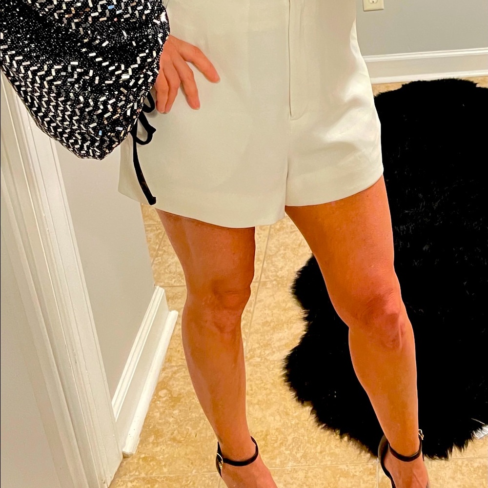 Elizabeth James white shorts